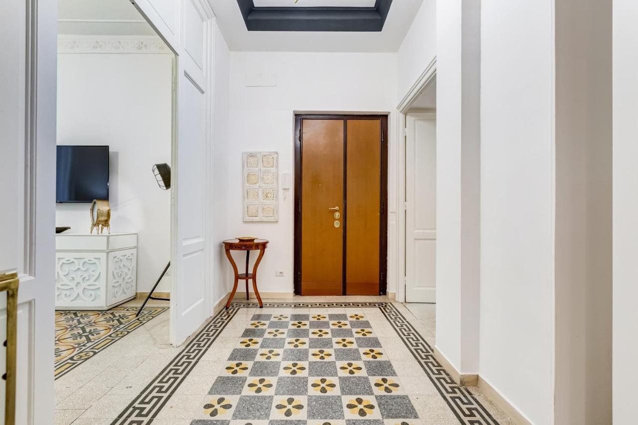 Bdc - Residenza Valadier 3-Bdr And 3 Bathrooms Apt Rome Bagian luar foto
