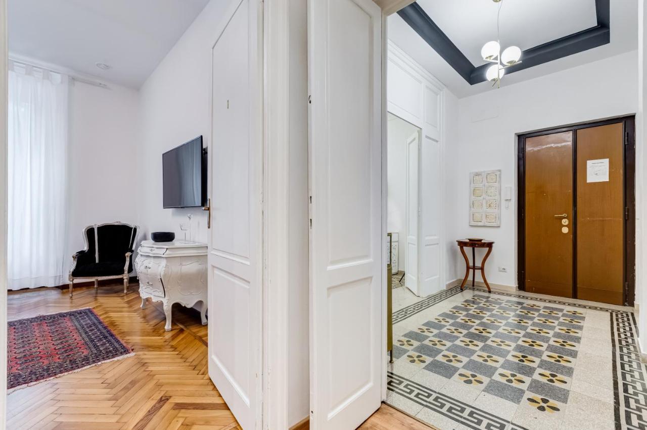 Bdc - Residenza Valadier 3-Bdr And 3 Bathrooms Apt Rome Bagian luar foto